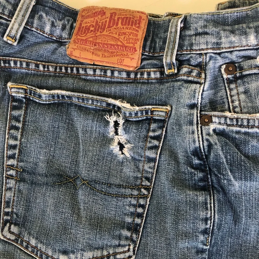 Men’s Lucky Brand Straight Leg Jeans - Picture 2 of 4